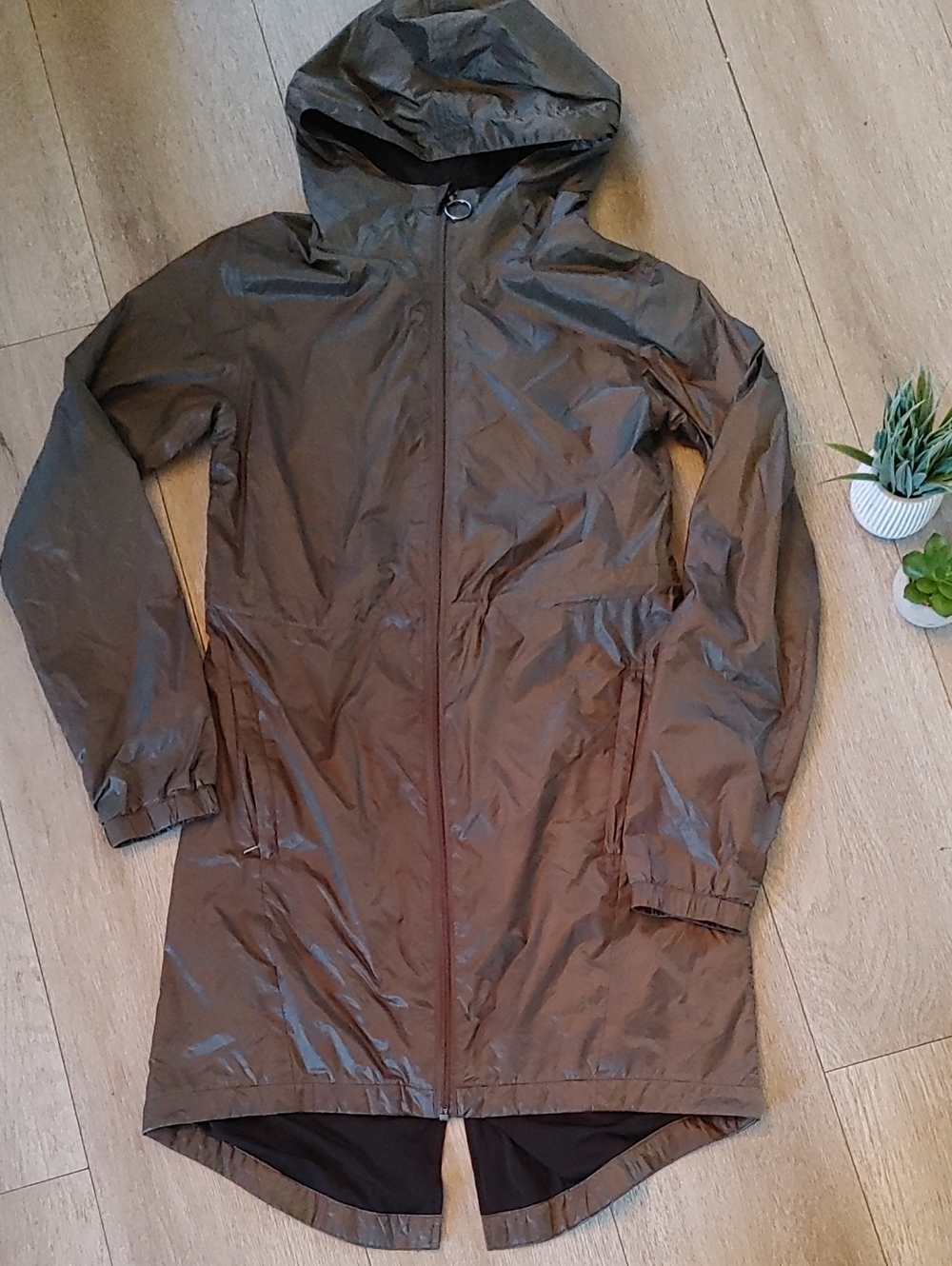 Diadora l XS l Women's Hooded Long Rain Jacket Olive